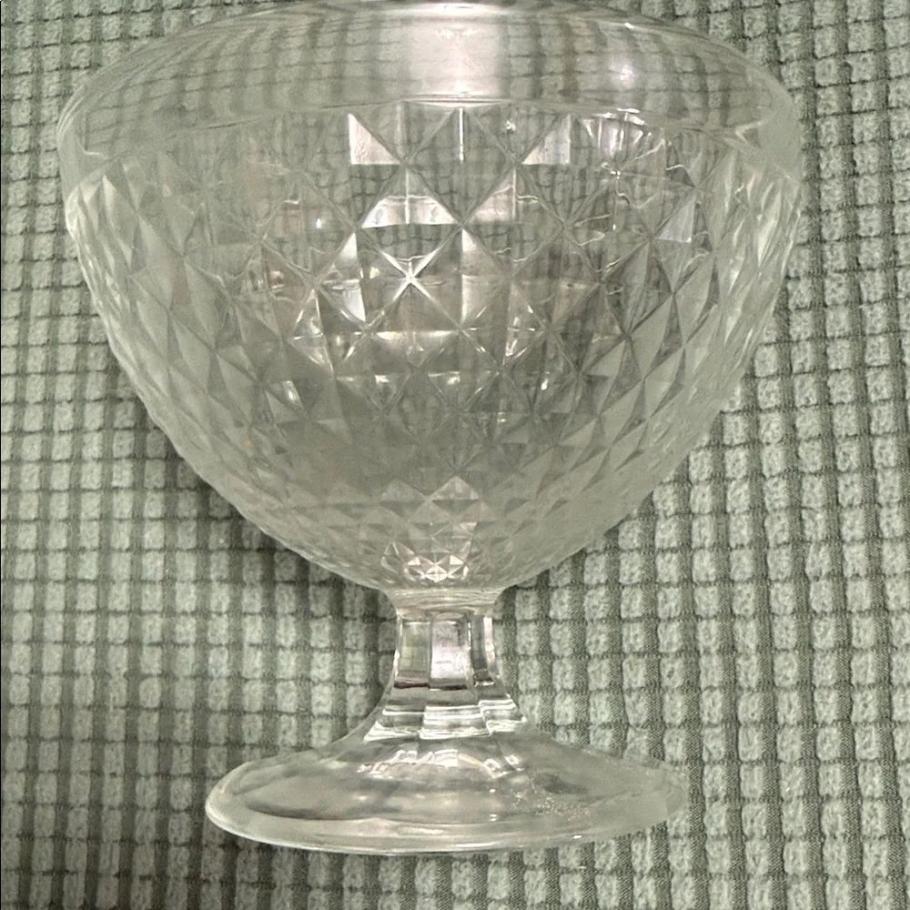 IKEA Clear Glass Serving Bowl